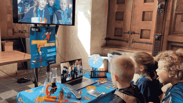 Hoe we ChatGPT gebruiken om poƫzie dichter bij iedereen te brengen